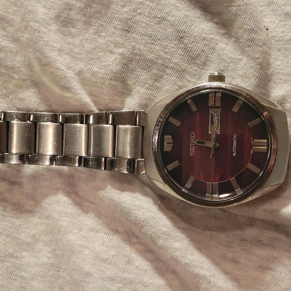 Seiko automatic red face watch